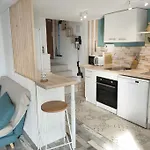 Domaine De La Crete Les Cocottes Zeen Tatil Evi Saint-Jean-de-Thurac
