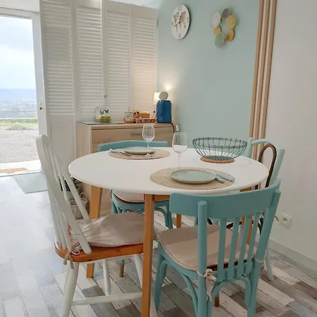 Domaine De La Crete Les Cocottes Zeen Ferienhaus *